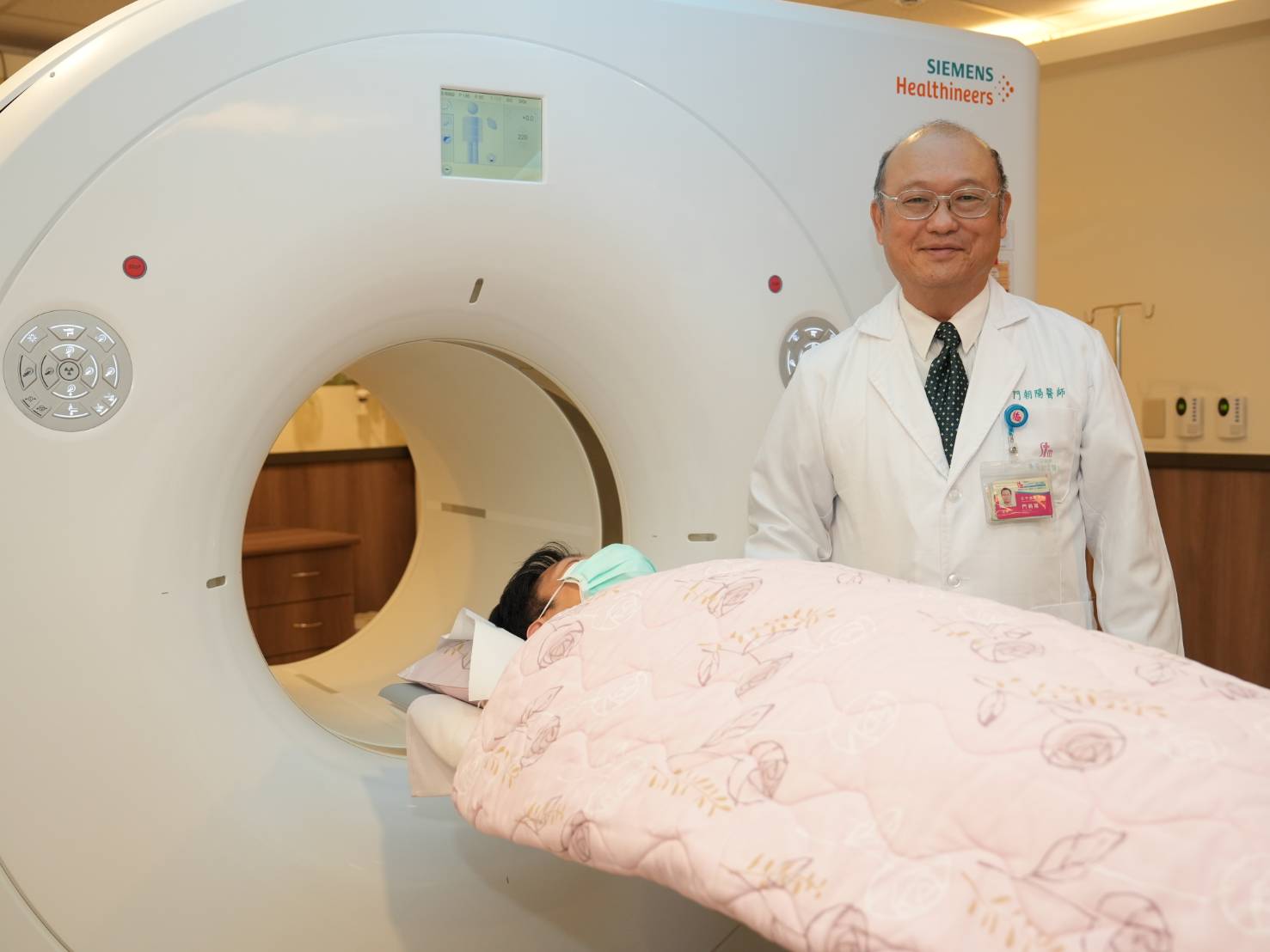 「正子掃描」照出甲狀腺癌　醫師以自身經歷呼籲早期篩檢