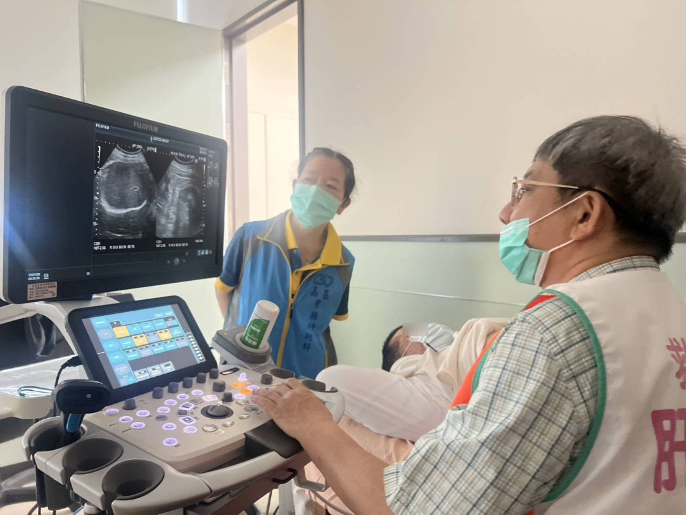 嘉基腹部超音波篩檢3分鐘揪出454人肝異常 嘉基腹部超音波篩檢3分鐘揪出454人肝異常