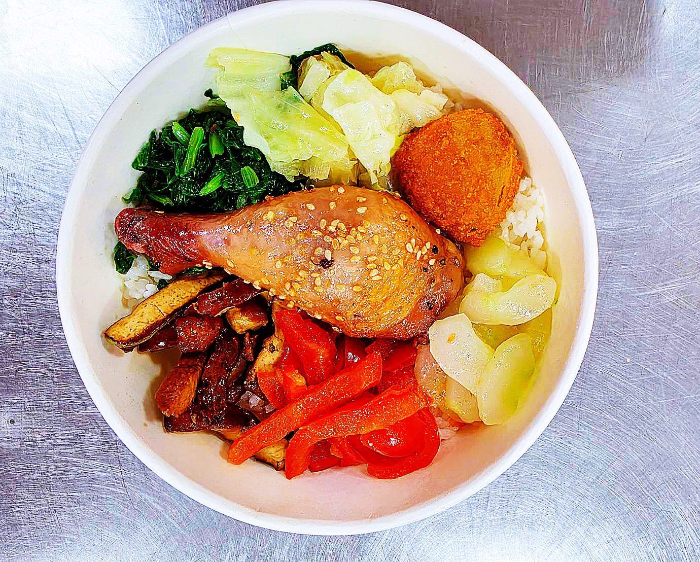 屏醫，賣便當？以便當支持精神病患的復健之路；營養師把關安心又健康