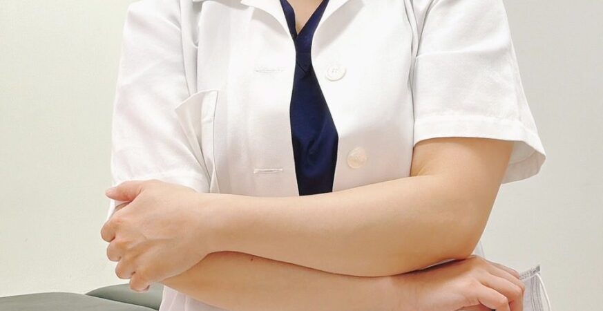 中秋節烤肉不腰痠背痛：物理治療師-云菁，教您正確姿勢與運動指南