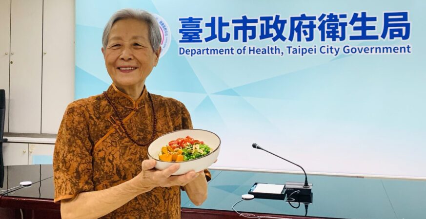 北市衛生局辦「銀養餐盤」活動　3招助長輩「咬得動、吃得下」