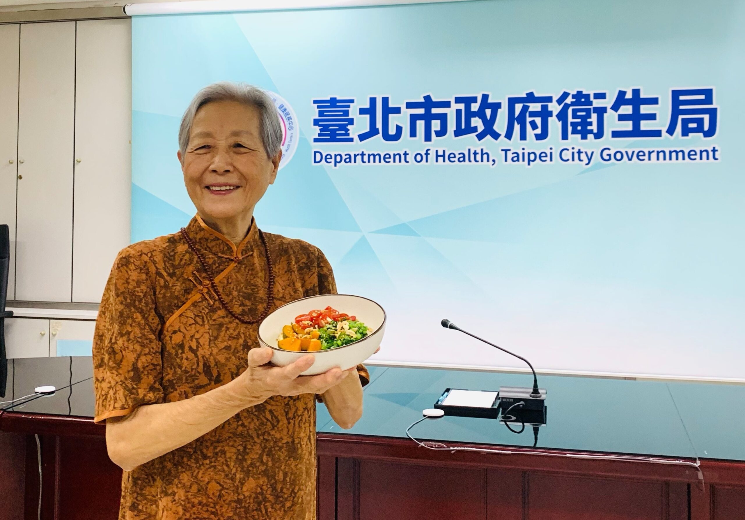 北市衛生局辦「銀養餐盤」活動　3招助長輩「咬得動、吃得下」