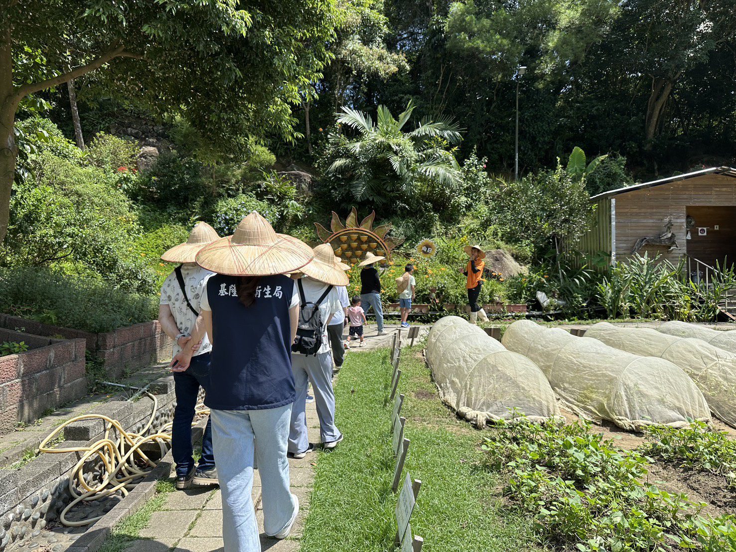 從「家」出發點亮心光明　家庭維繫活動「向日有機農場」一日遊